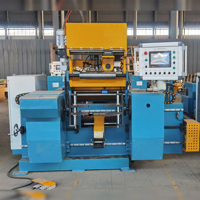 Avvolgitore automatico programmabile per bobine di lamina in rame