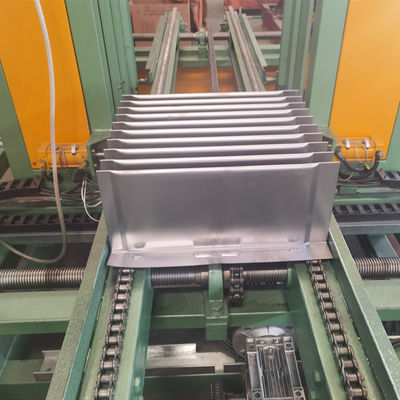 Saldatura automatica TIG per la formazione di pinne ondulate 3 - 4 pinne/min