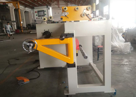 Macchina di avvolgimento automatico del filo di rame