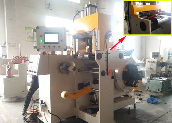 Saldatura a pressione fredda per rivestimento di fogli di rame