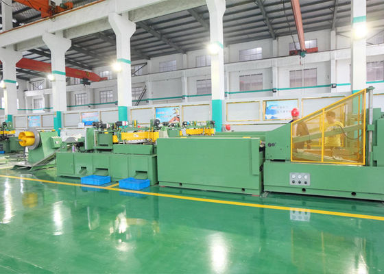 Macchina di taglio automatico del nucleo del trasformatore a passo di linea