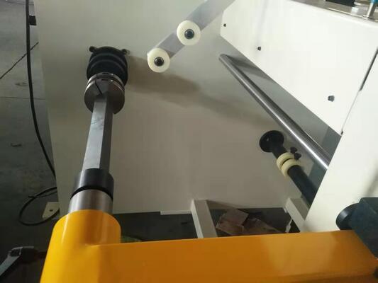 Avvolgitrice automatica per bobine di trasformatore con motore da 7,5KW, velocità 0 ~ 90 RPM e sistema di controllo PLC