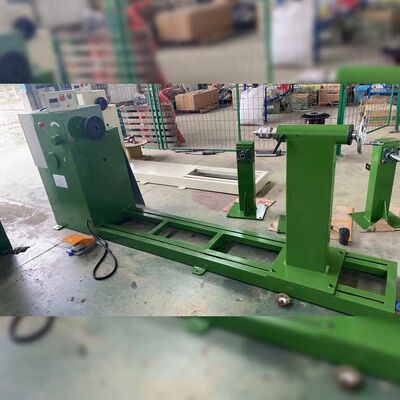 Avvolgitore di fili semplice Macchina avvolgitrice di bobine per trasformatori semiautomatica 