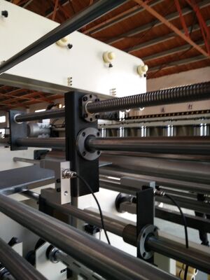 PLC Control Automatic Copper Foil Winding Machine con due decollatori e 16 giri al minuto