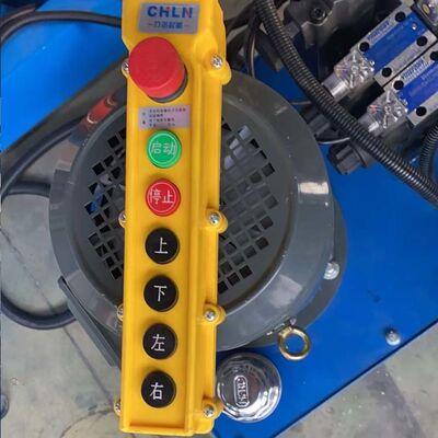 Tavolo di impilaggio del nucleo del trasformatore con stazione idraulica da 8000 kg di capacità massima e altezza di lavoro di 850 mm