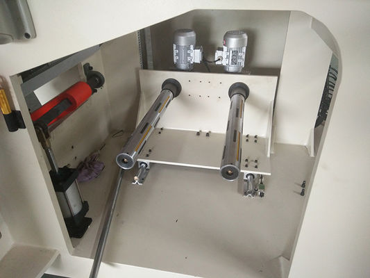 Due servomotori che guidano i mandrini TIG Welding della bobinatrice due della stagnola del rame del reattore