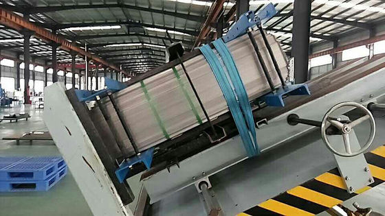 Il centro idraulico automatico del trasformatore che impila la piattaforma di inclinazione della Tabella